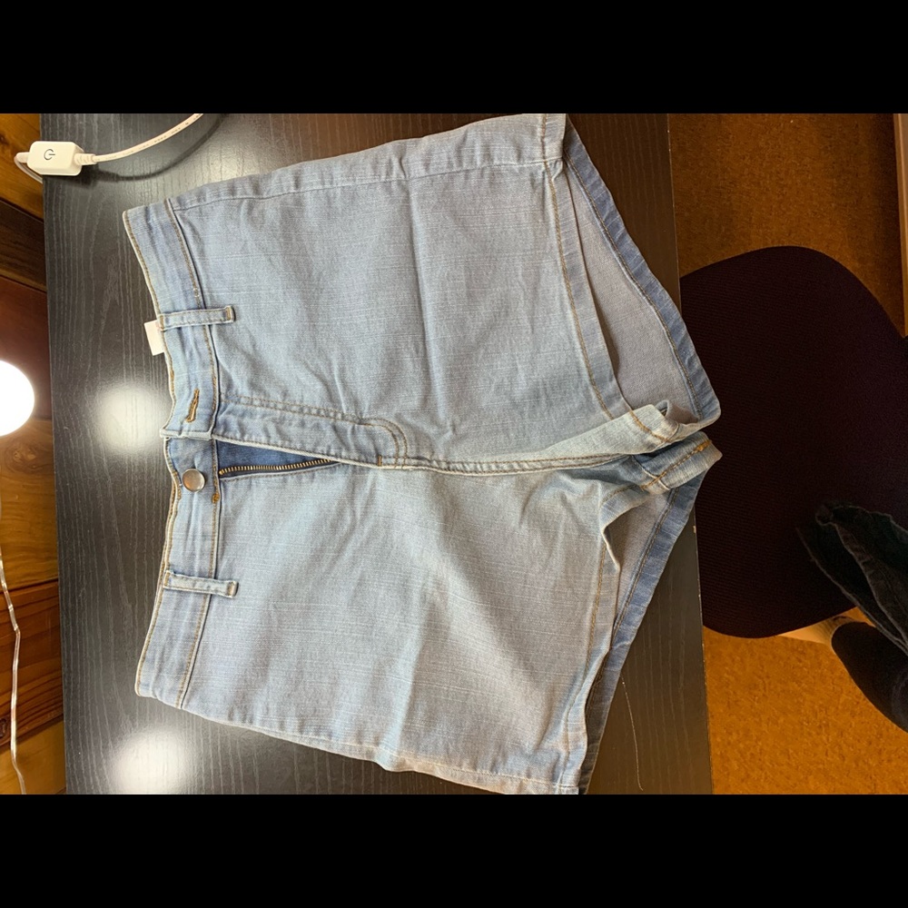 Pretty Little Thing Denim Shorts